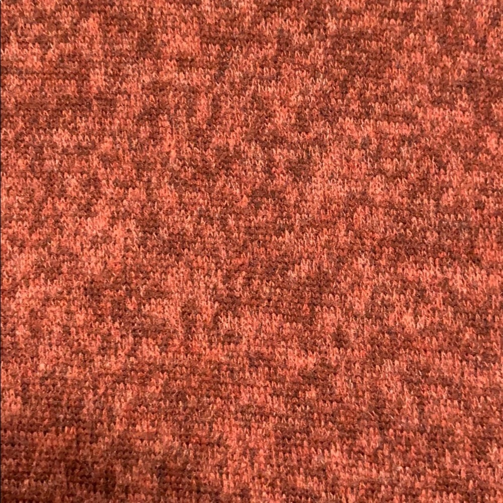 BNWT pullover - Picture 2 of 4